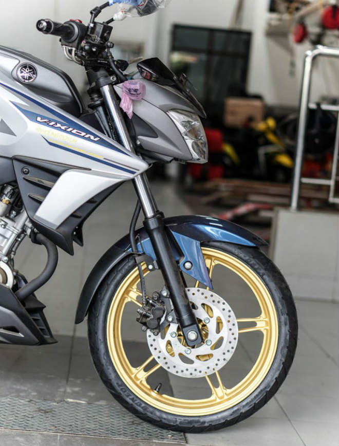 Yamaha Vixion 150 hoàn toàn mới có bản vành vàng Yamaha Vixion 150 hoàn toàn mới có bản vành vàng